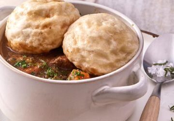 SASKO BEEF STEW AND HERB “AMADOMBOLO”