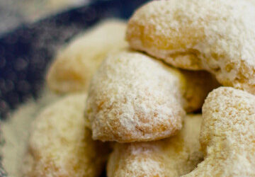 Greek Almond Biscuits