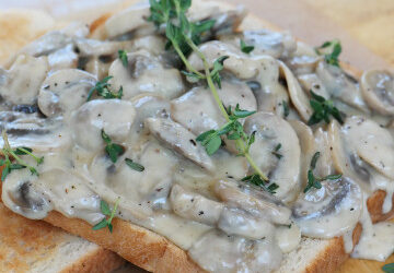 Creamy Mushroom and Thyme Sandwich